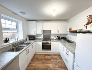 Photo 7- click for photo gallery